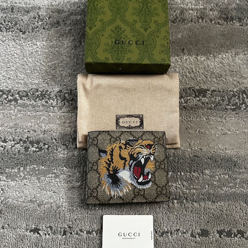 Authentic Gucci GG Canvas Tiger Wallet
